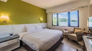 Resort Silvermine Beach