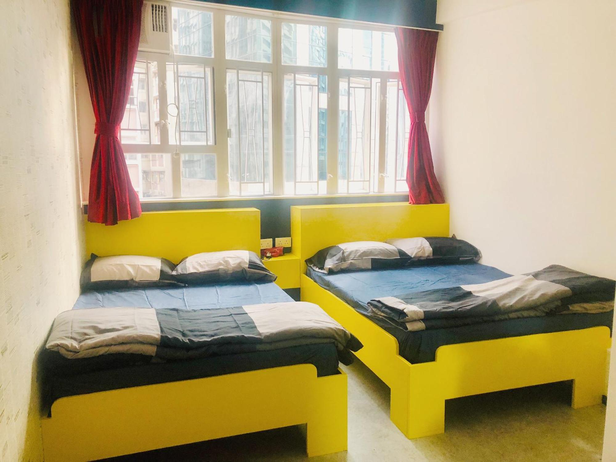 Check Hk Albergue