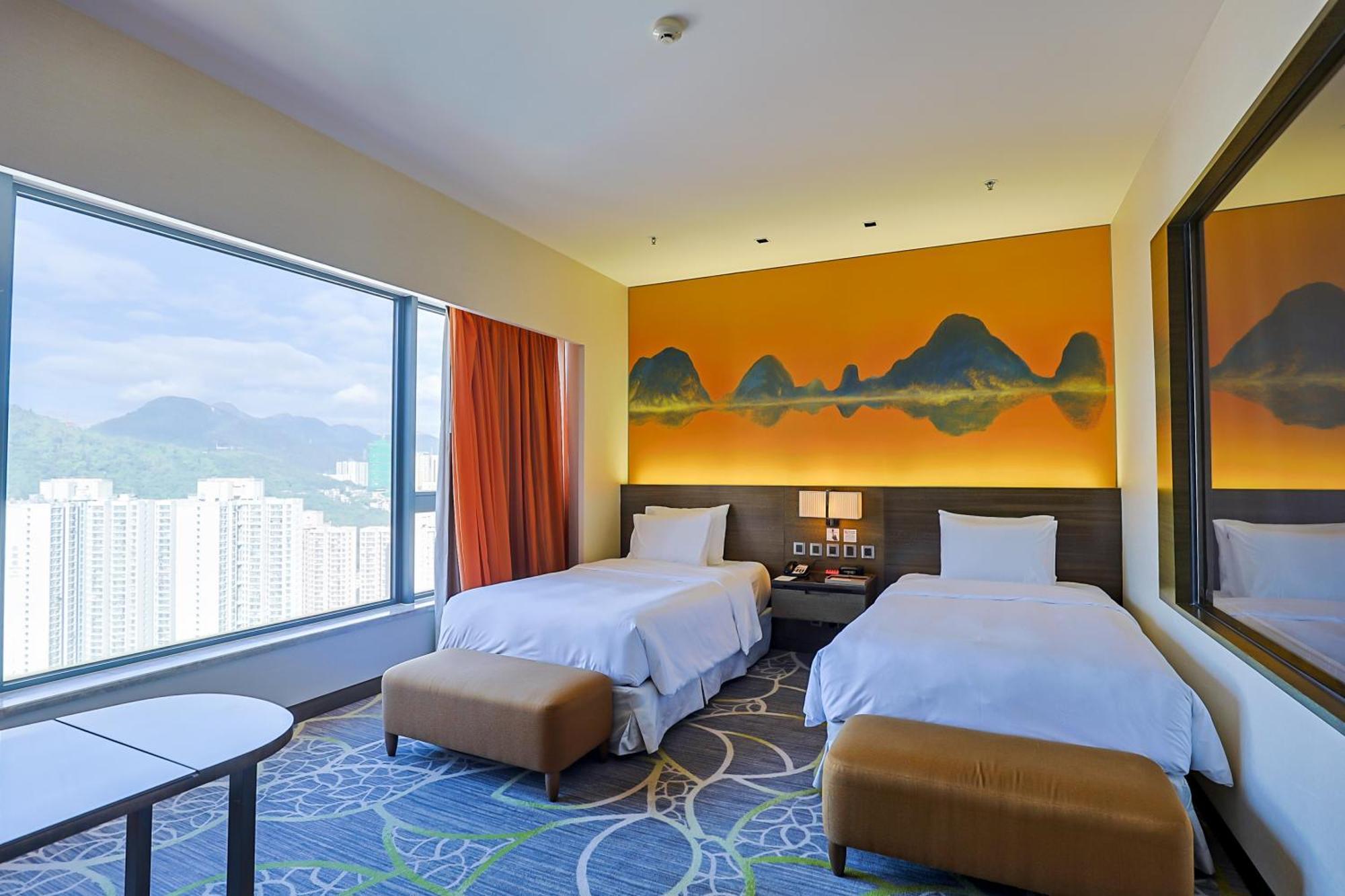 Crowne Plaza Kowloon East By Ihg Hotel