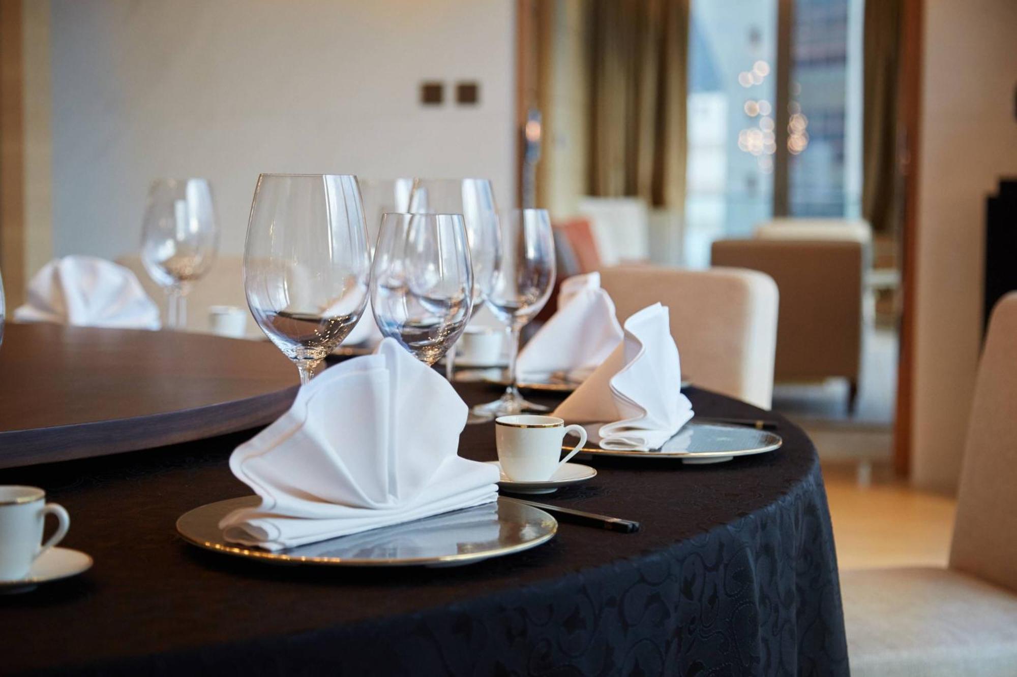 Hotel Courtyard By Marriott Sha Tin 4*