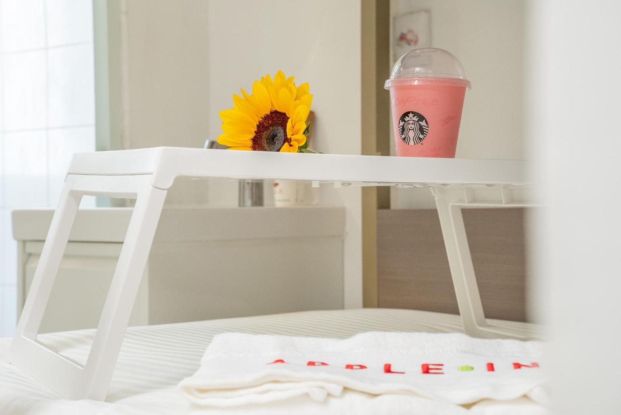 Apple Lnn Causeway Bay Guest house