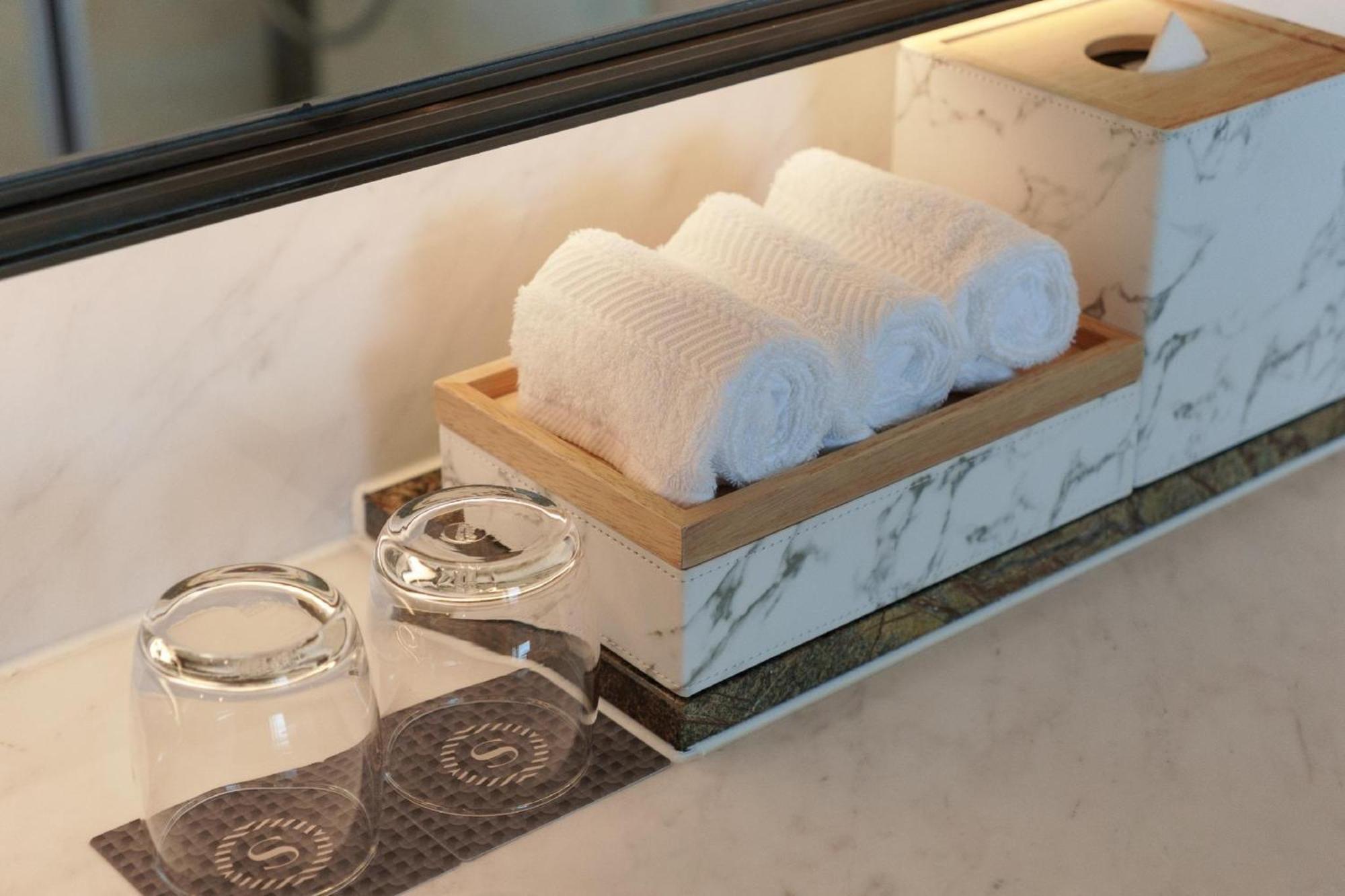 Sheraton Tung Chung 5* Hong Kong