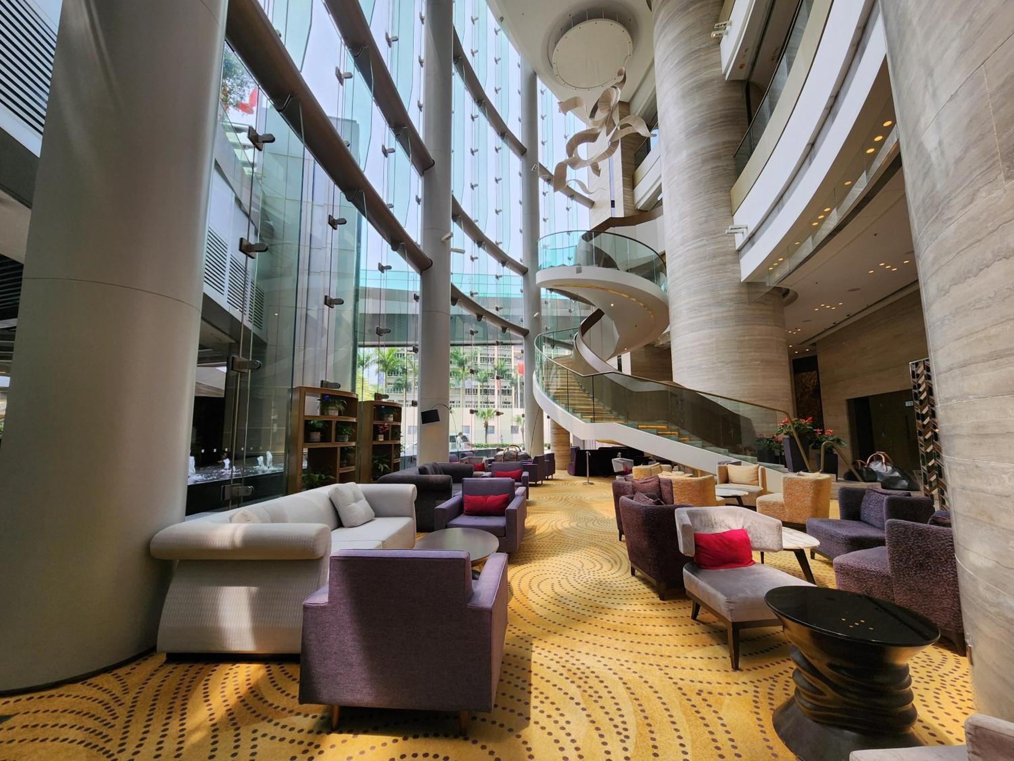 Crowne Plaza Kowloon East By Ihg 5*