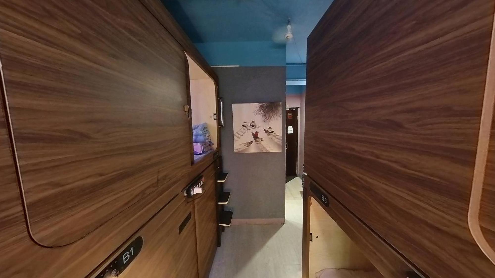 Starway Capsules Hong Kong