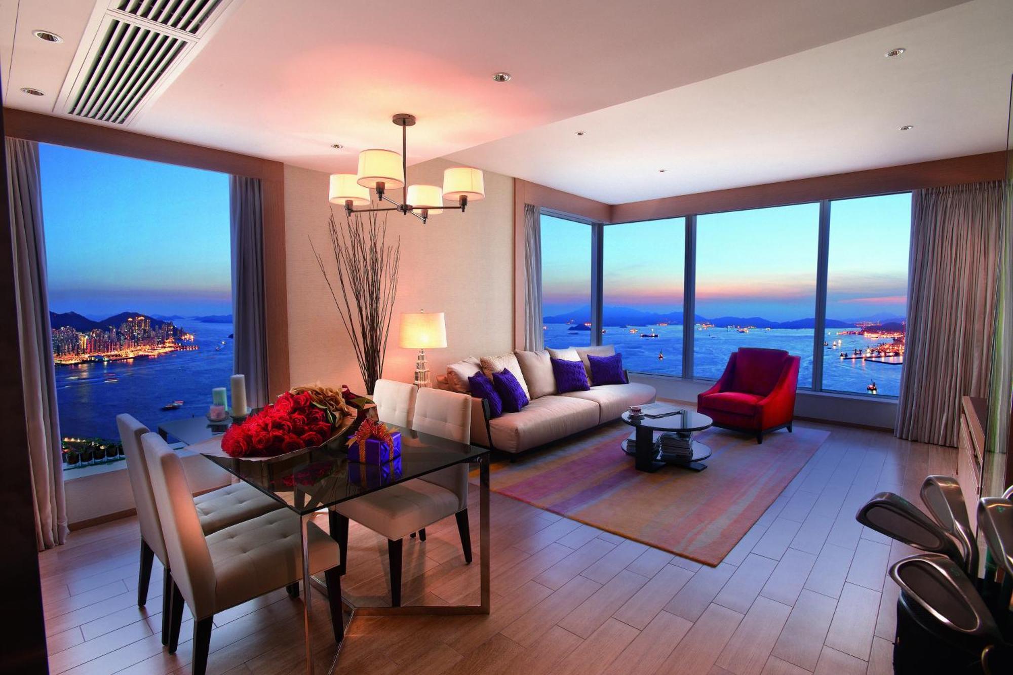 Aparthotel The Harbourview Place @ The Icc Megalopolis 5*