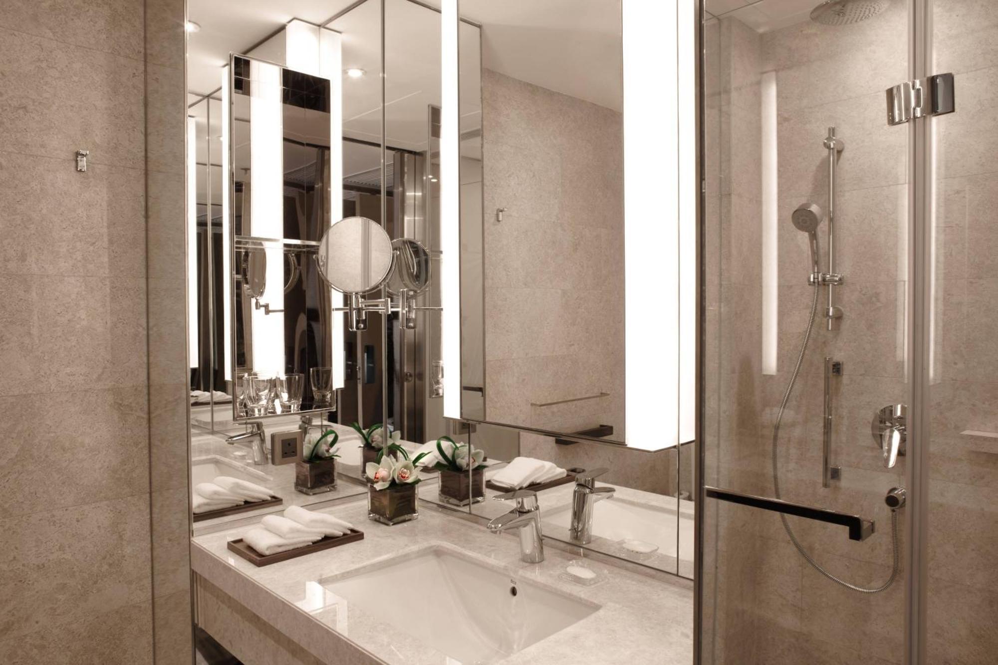 Courtyard By Marriott Sha Tin Hotel 4*