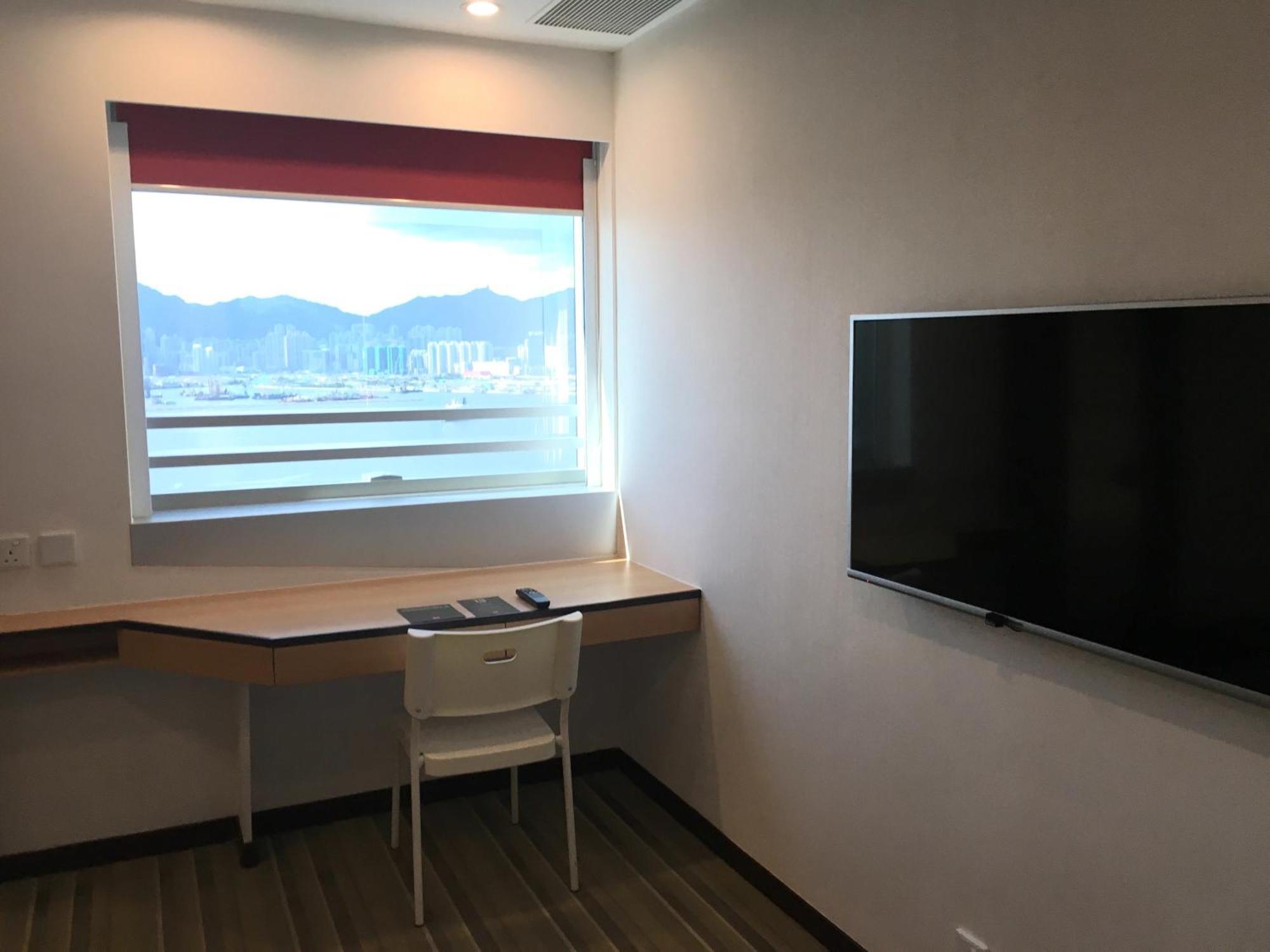 Ibis North Point 3*