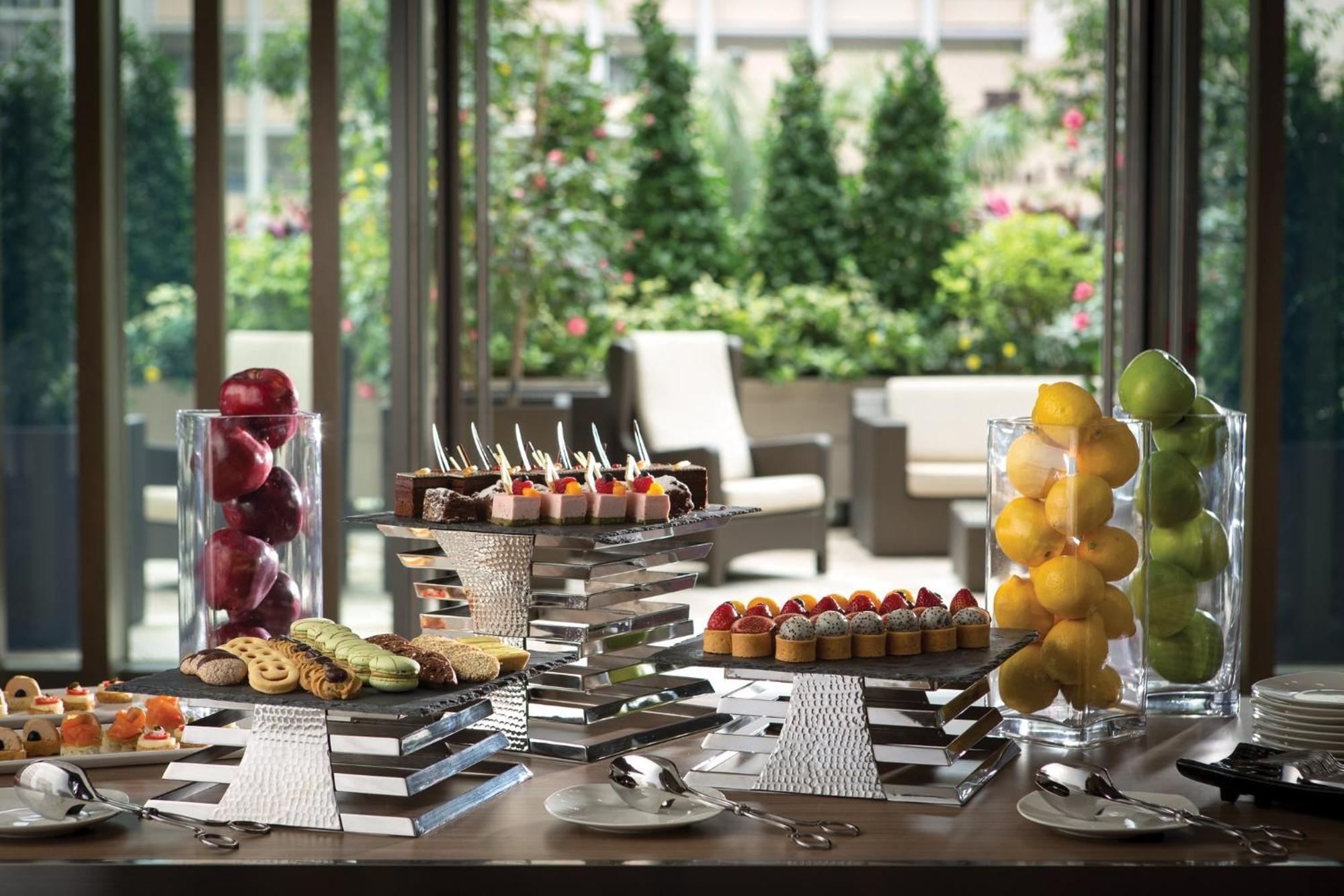 Hotel Crowne Plaza Kowloon East By Ihg 5*