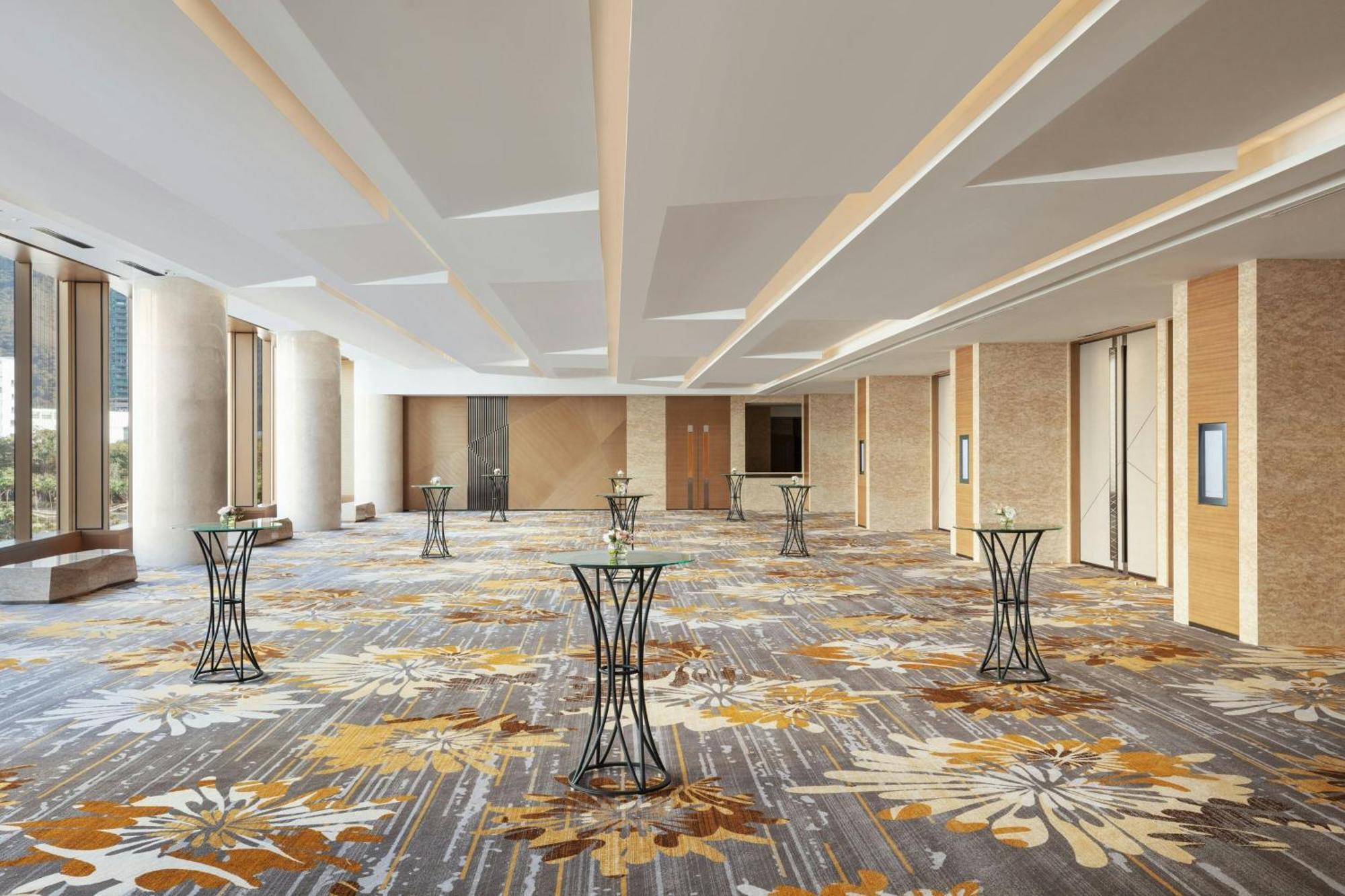 Hotel Sheraton Tung Chung 5*