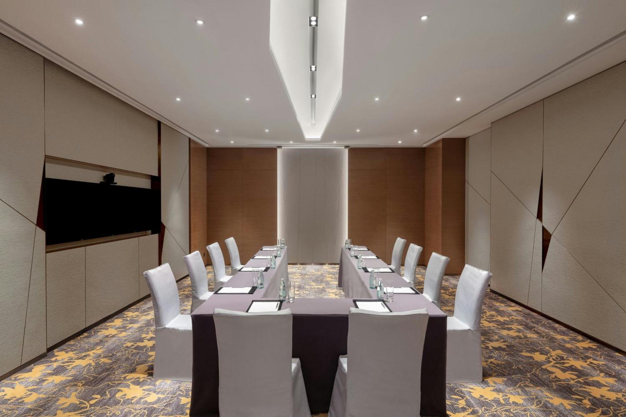 Sheraton Tung Chung Hotel Hong Kong