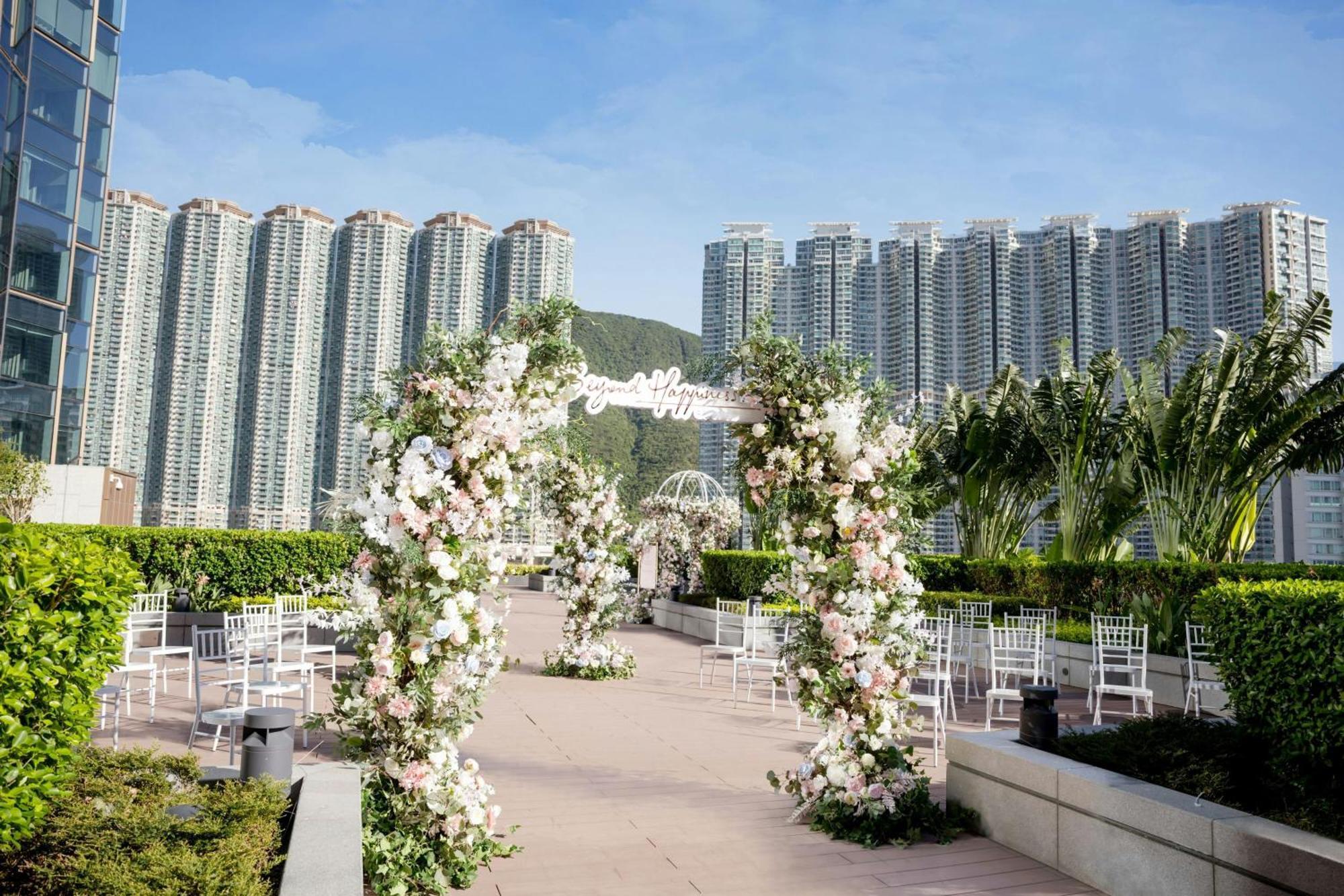 Sheraton Tung Chung Hotel 5*