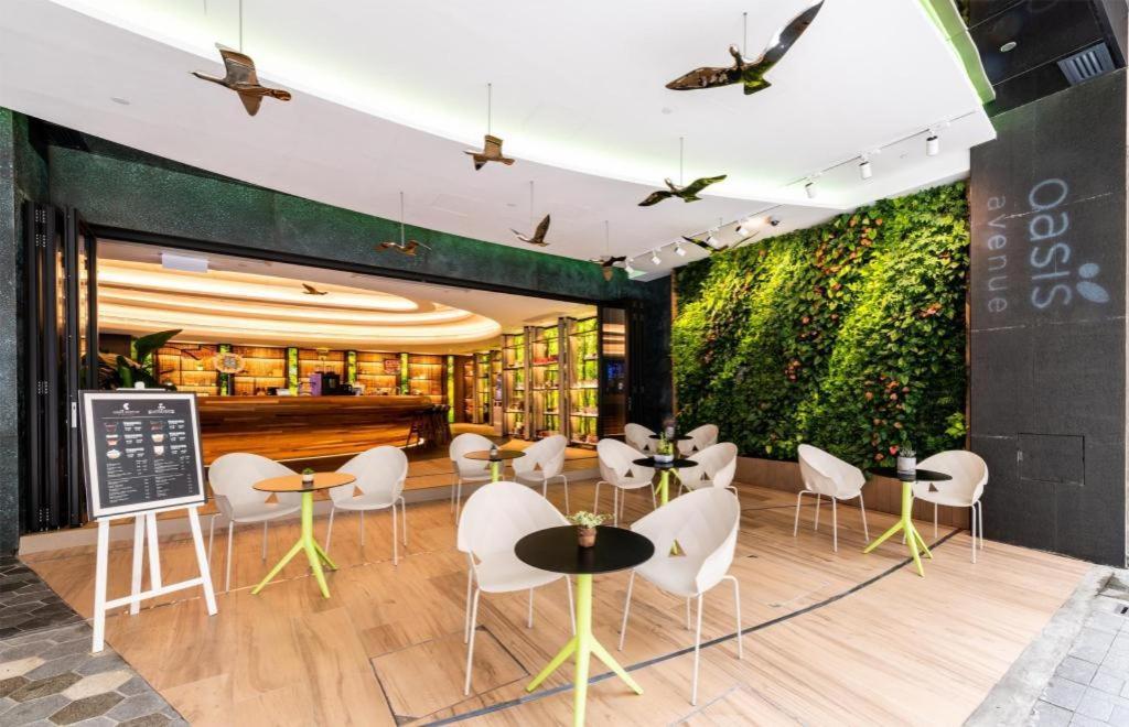 Hotel Oasis Avenue - A Gdh Hong Kong