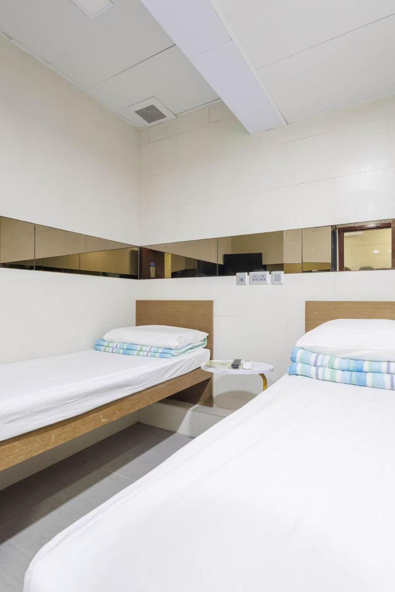Ah Shan Guest house Hong Kong