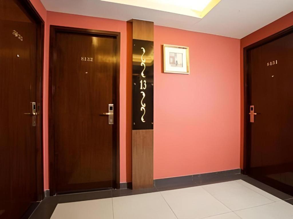 Sunny Day Hotel, Mong Kok 3*