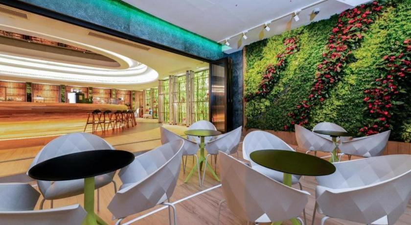 Oasis Avenue - A Gdh Hotel 4*