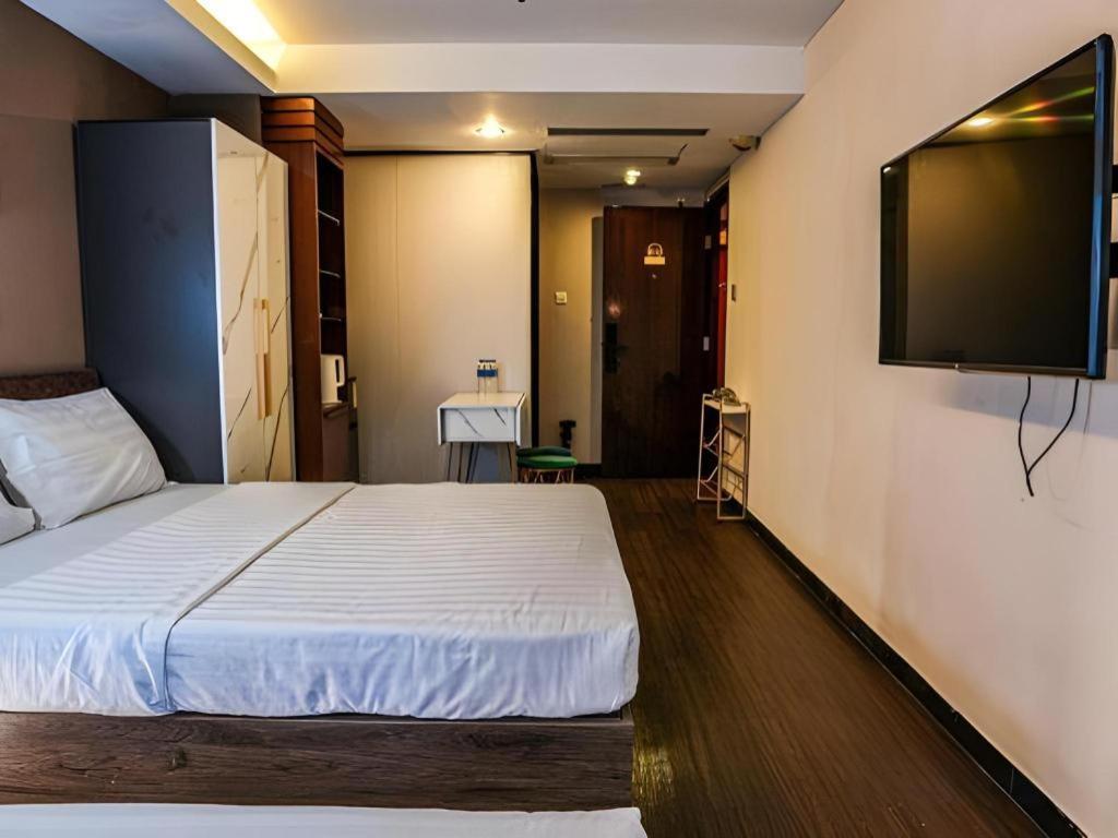 Hotel Sunny Day Hotel, Mong Kok 3*
