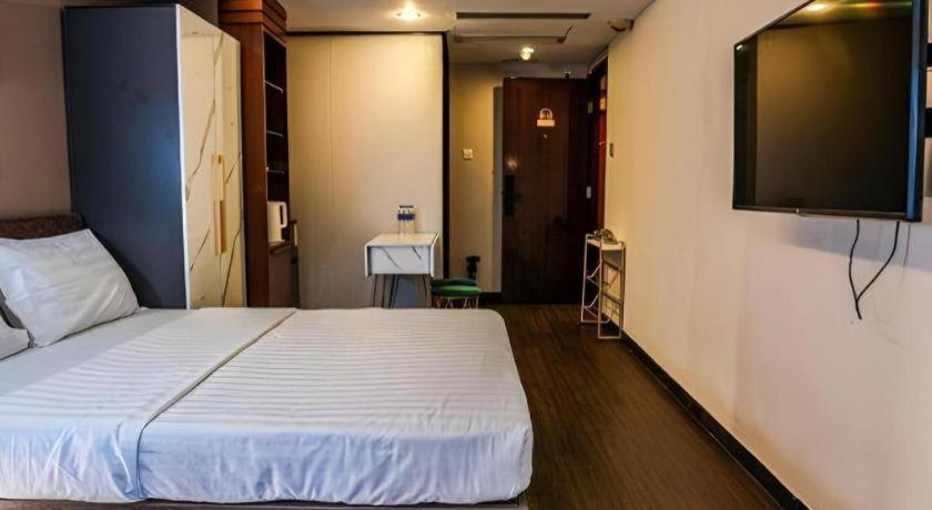 Sunny Day Hotel, Mong Kok Hotel