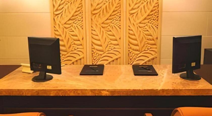 Sunny Day Hotel, Mong Kok Hotel 3*