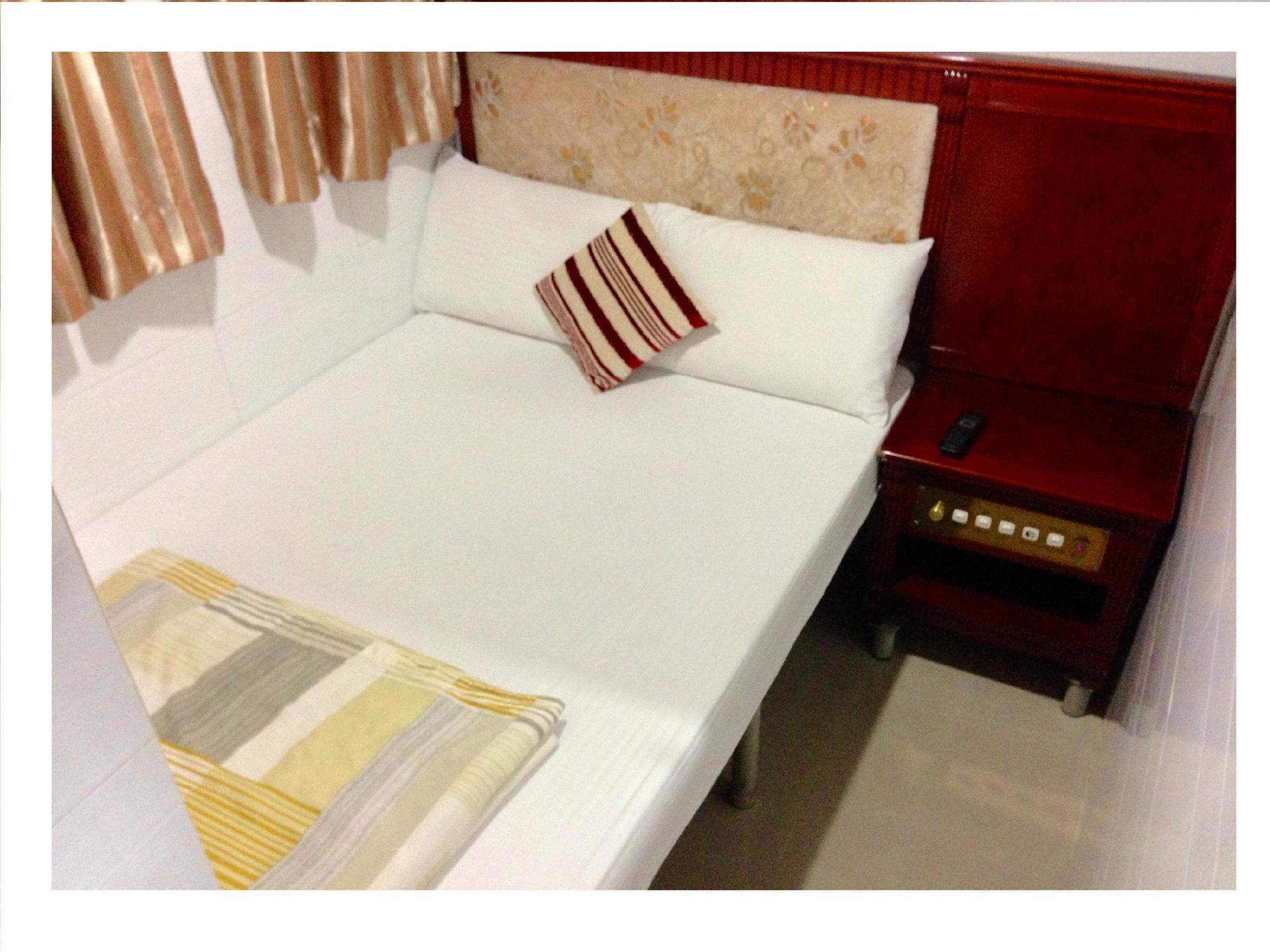 Guest house Canadian *