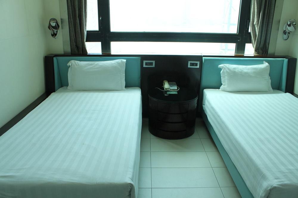 Hotel King's