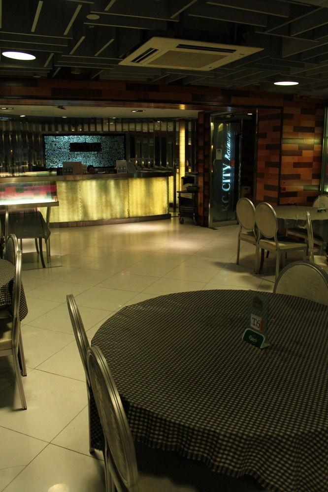 Hotel King's