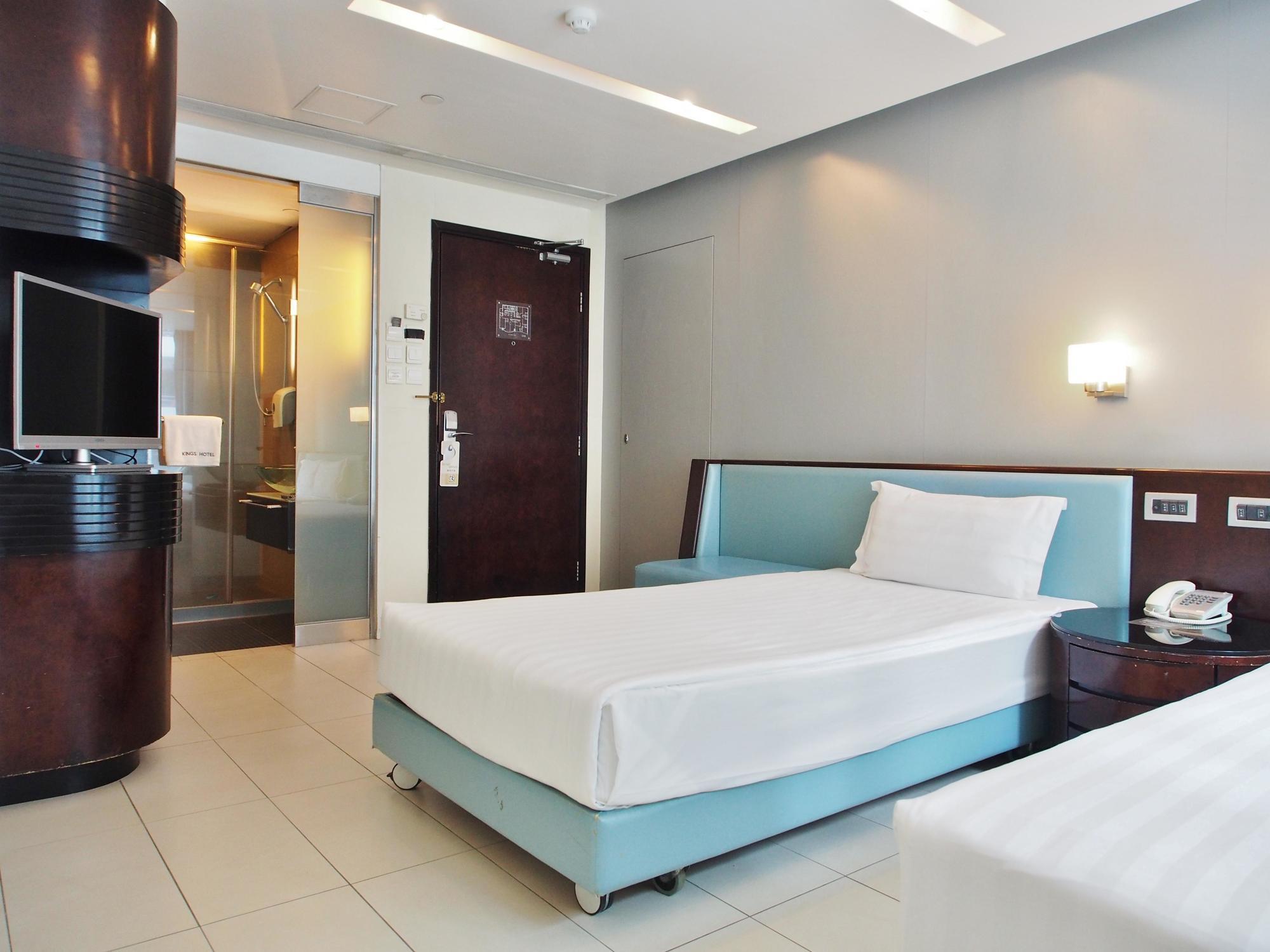 Hotel King's