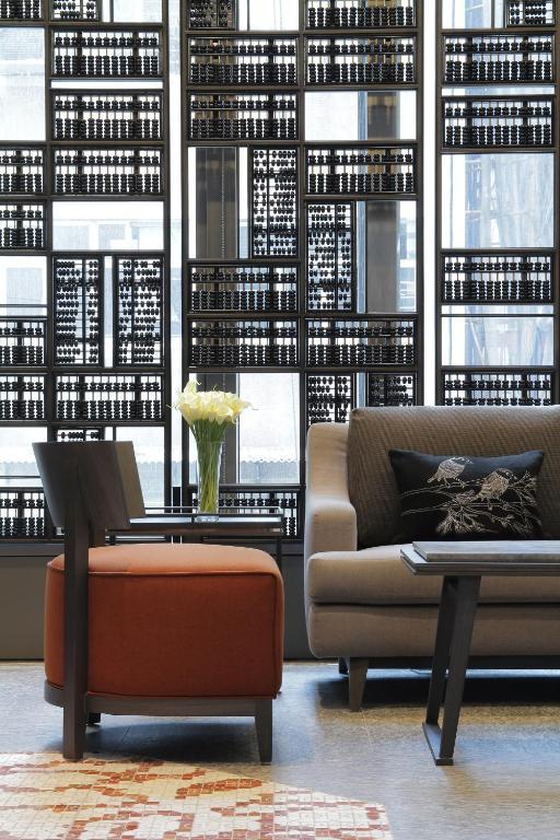 V Wanchai2 Hotel 4*