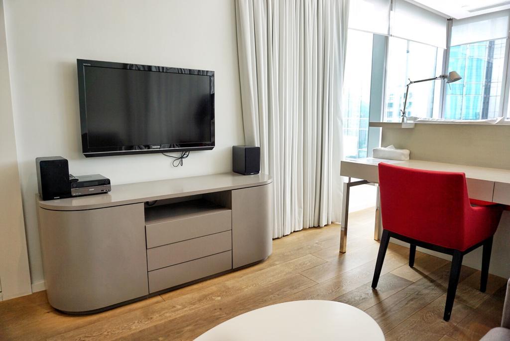 Twenty One Whitfield Aparthotel Hong Kong
