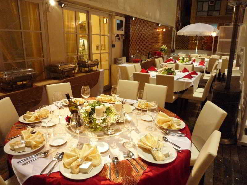 Bridal Tea House - Yaumatei 3* Hong Kong