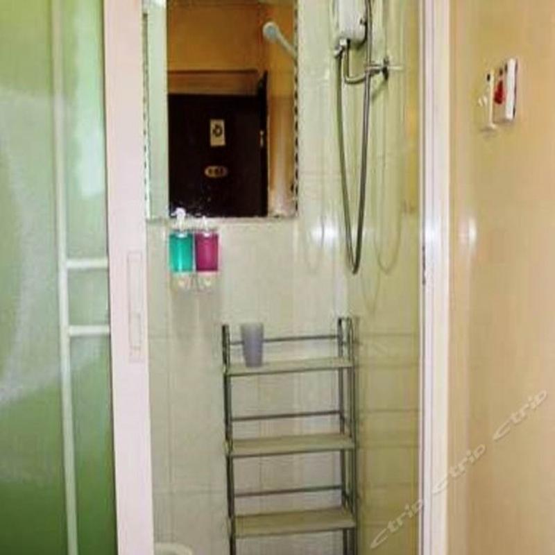 Guest house Tong Luo Wan