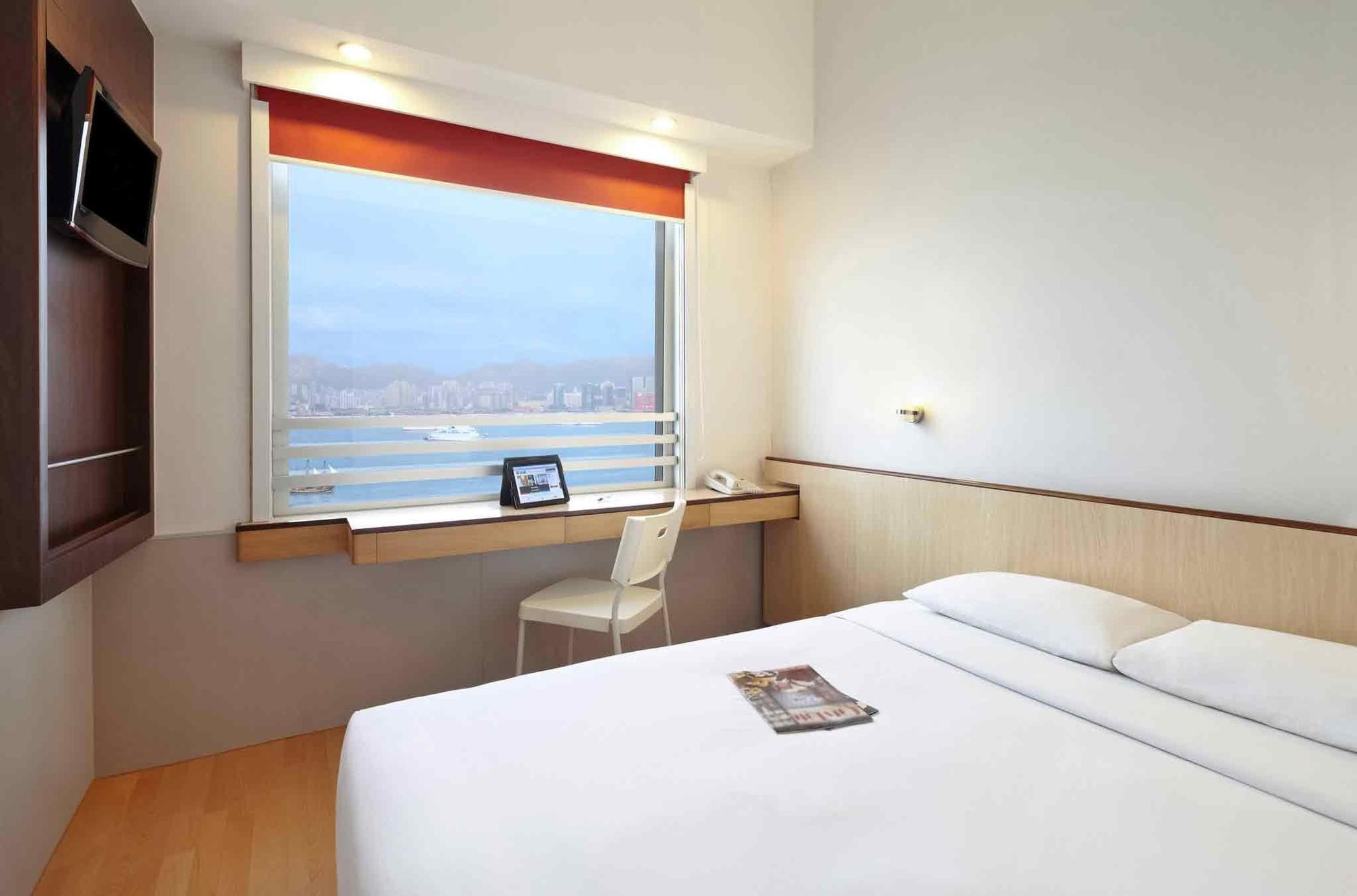 Ibis North Point 3* Hong Kong