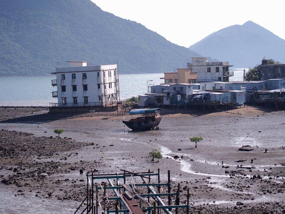Tai O Inn, By The Sea