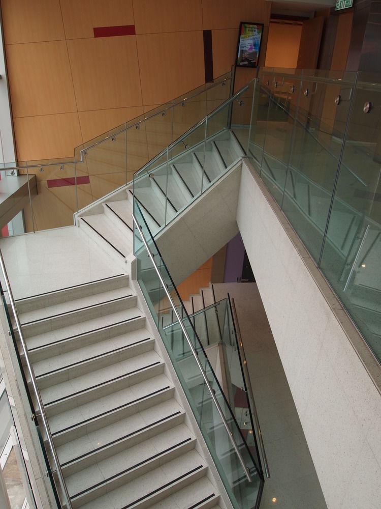 Ibis North Point Hotel 3*