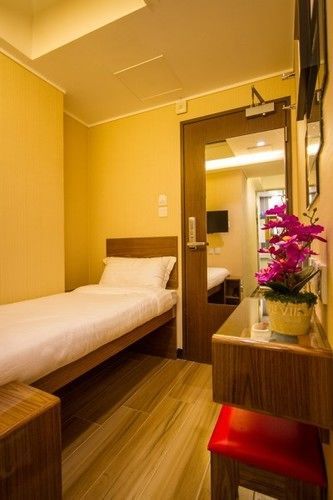 Shanghai Red Hotel 3*