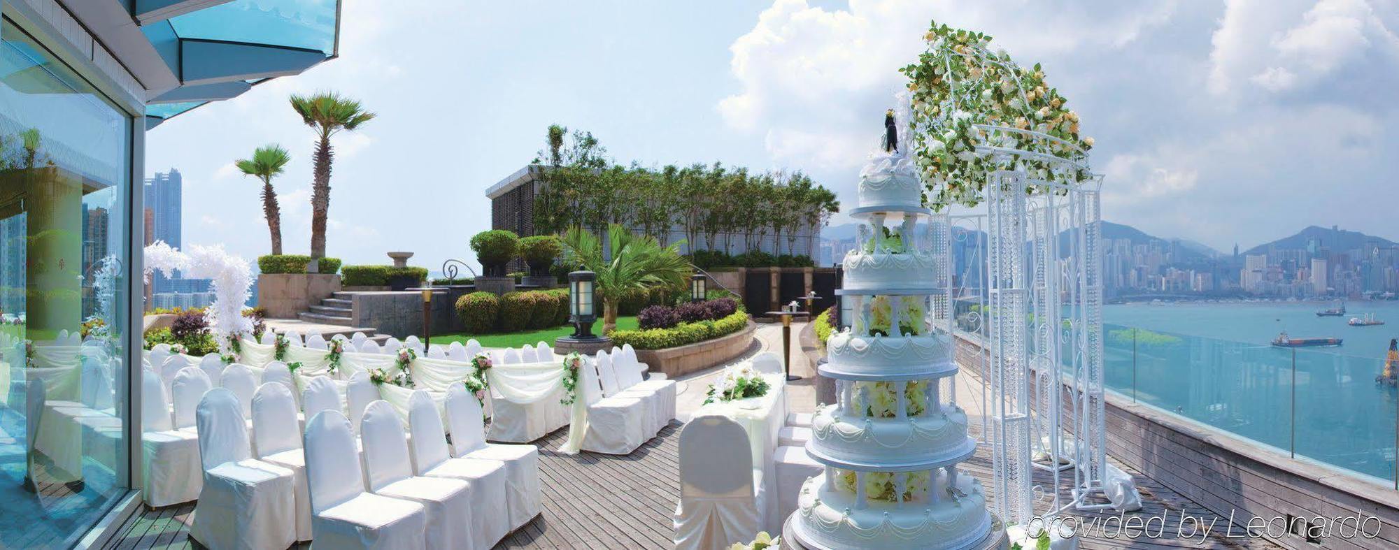 Harbour Plaza Metropolis Hotel 4*