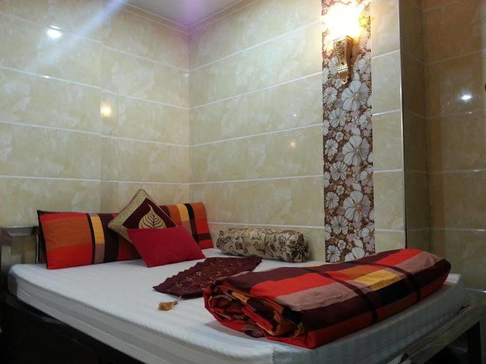 Hotel Maharaja *