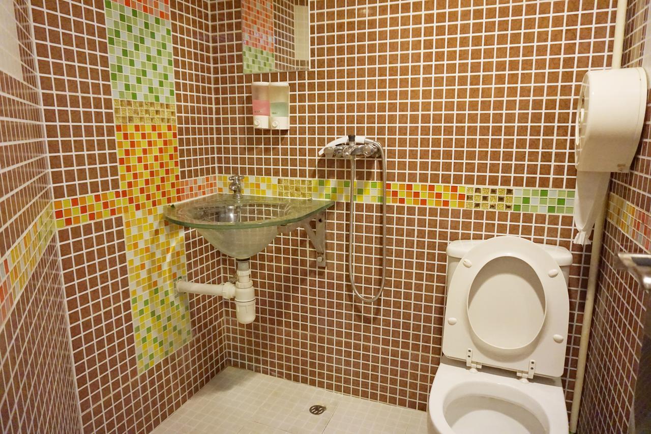 Cool Budget Hostel