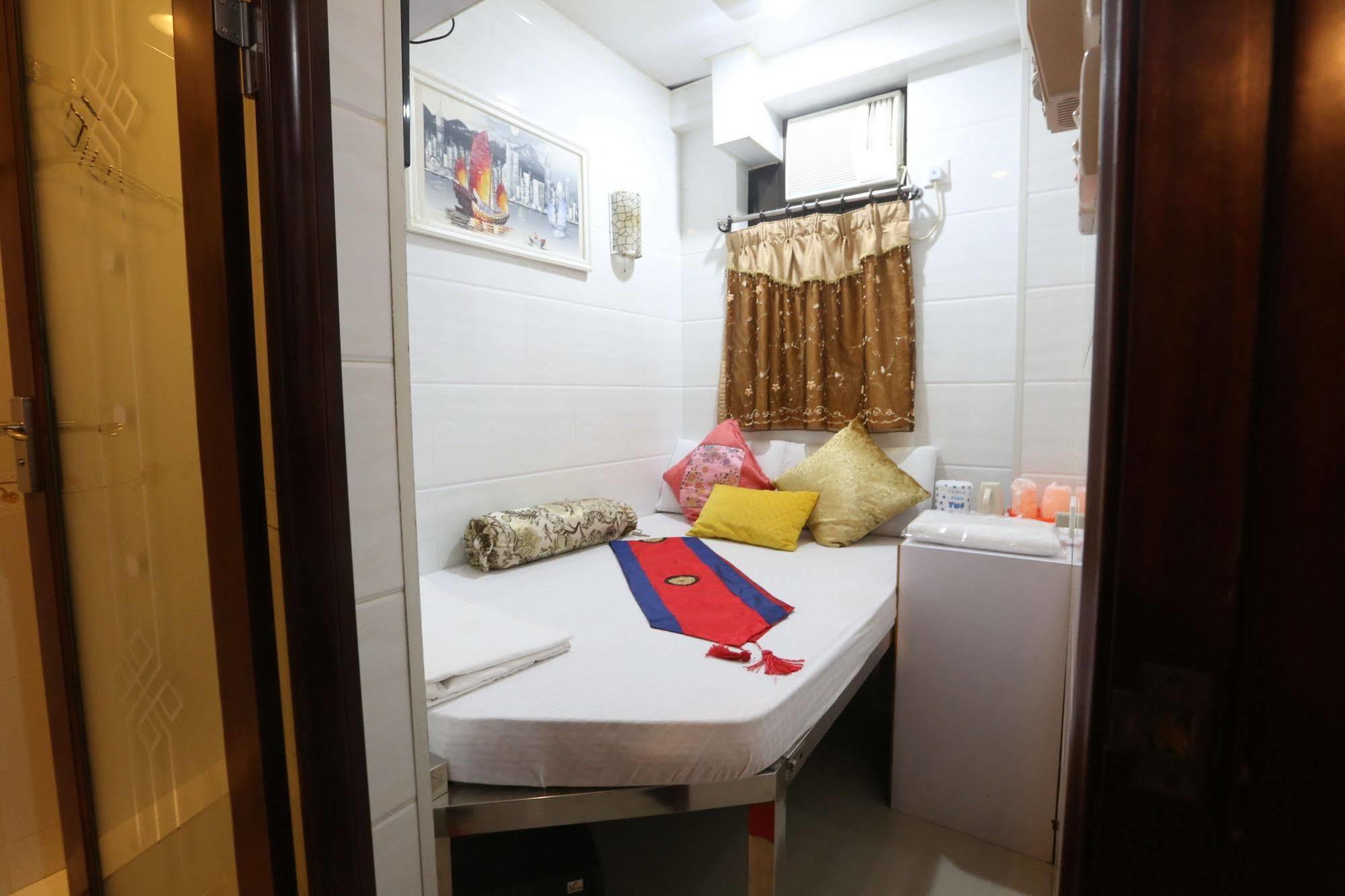 Temple Street Guest house