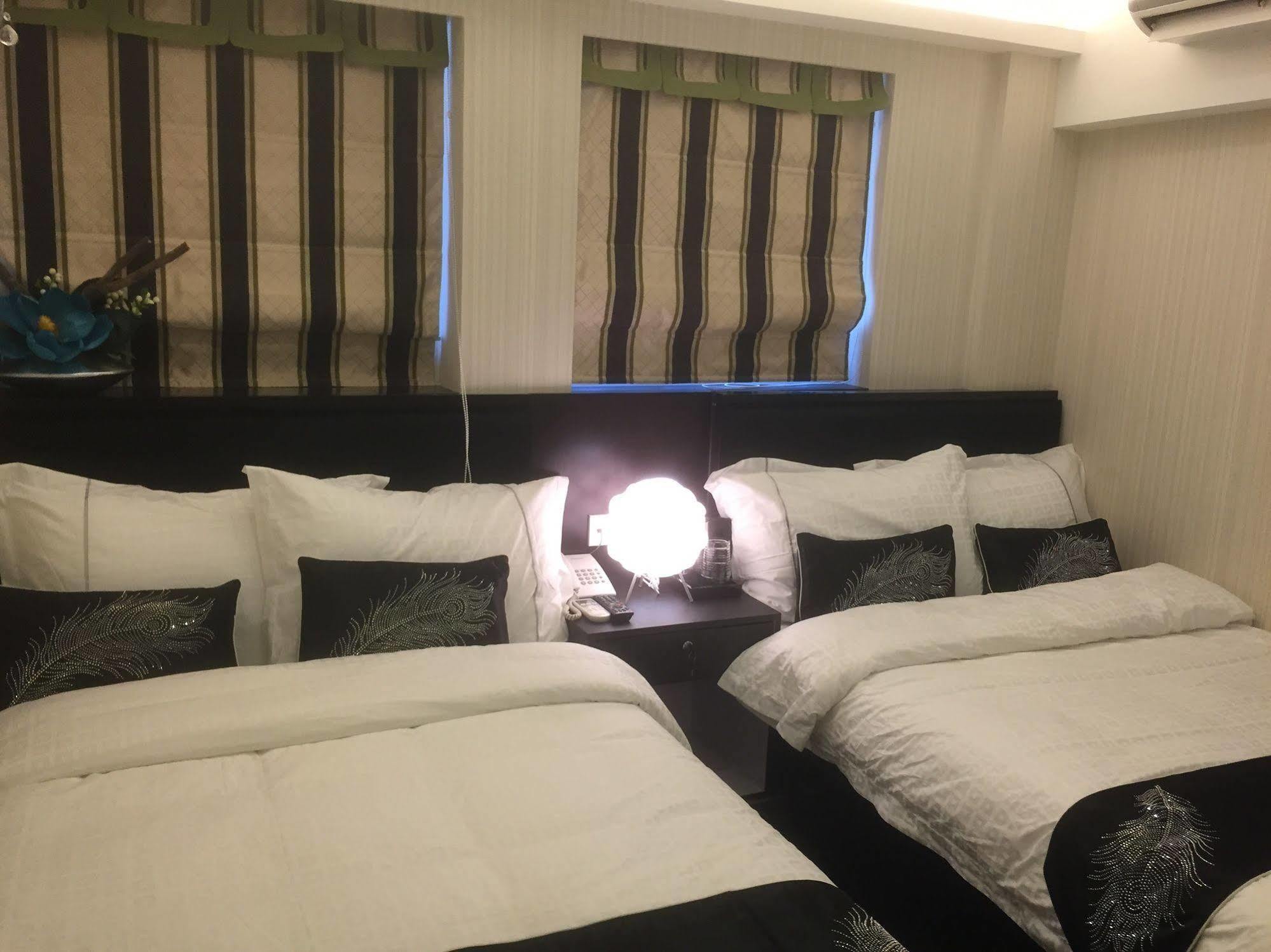 Seasons - Causeway Bay 2*