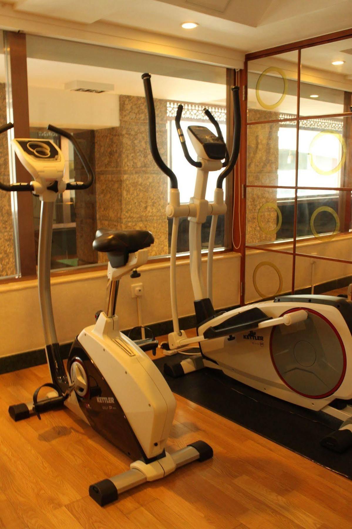 Lander Edward 3* Hong Kong