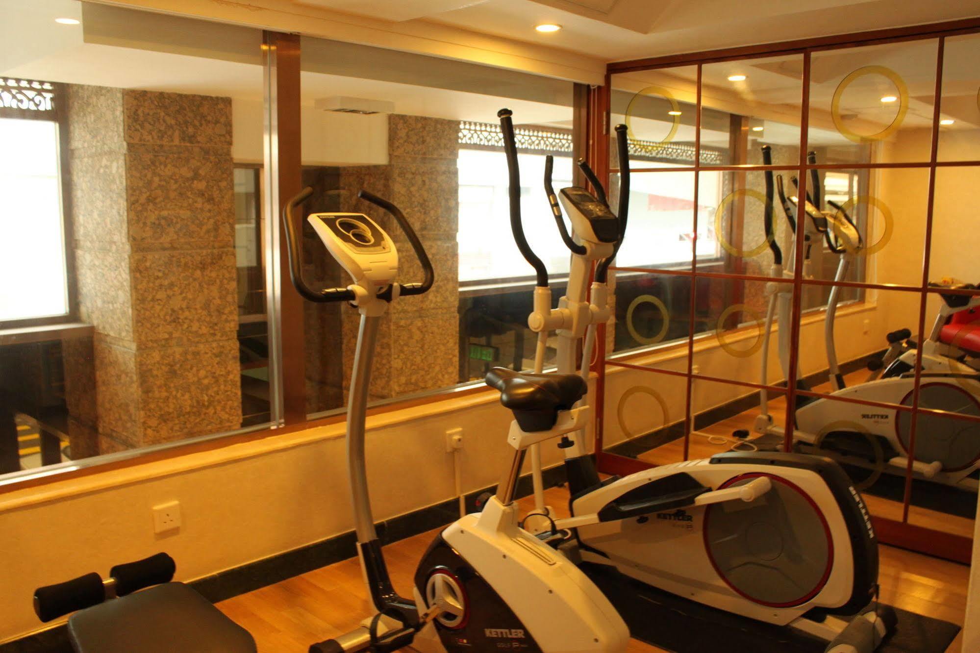 Lander Edward Hotel
