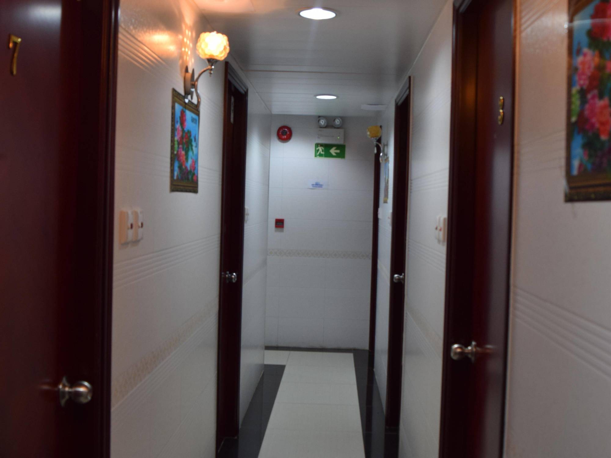 Wisma tamu Om