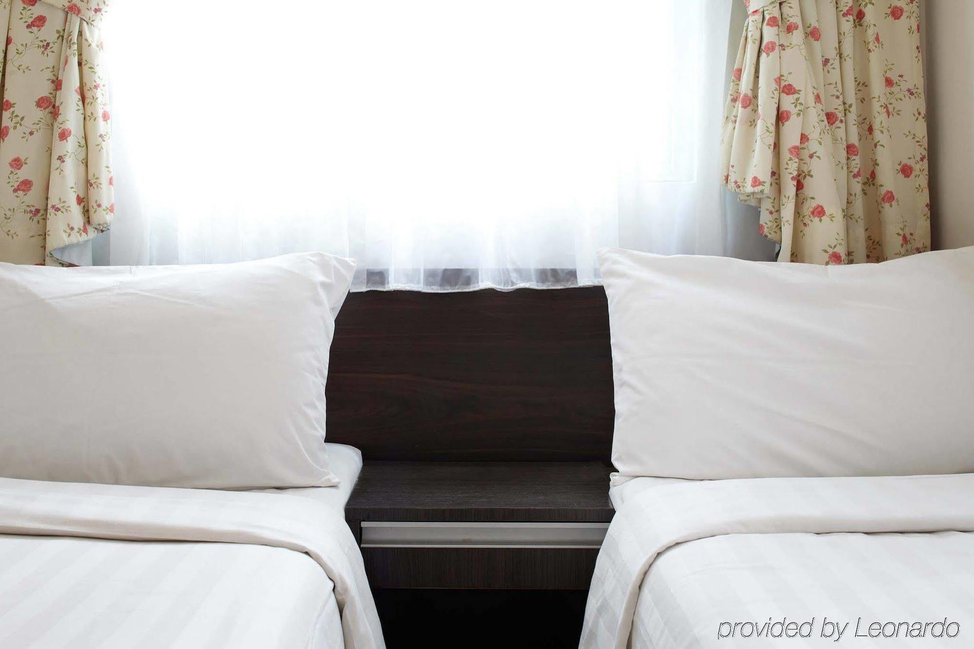 Bridal Tea House - Yaumatei Hotel 3*