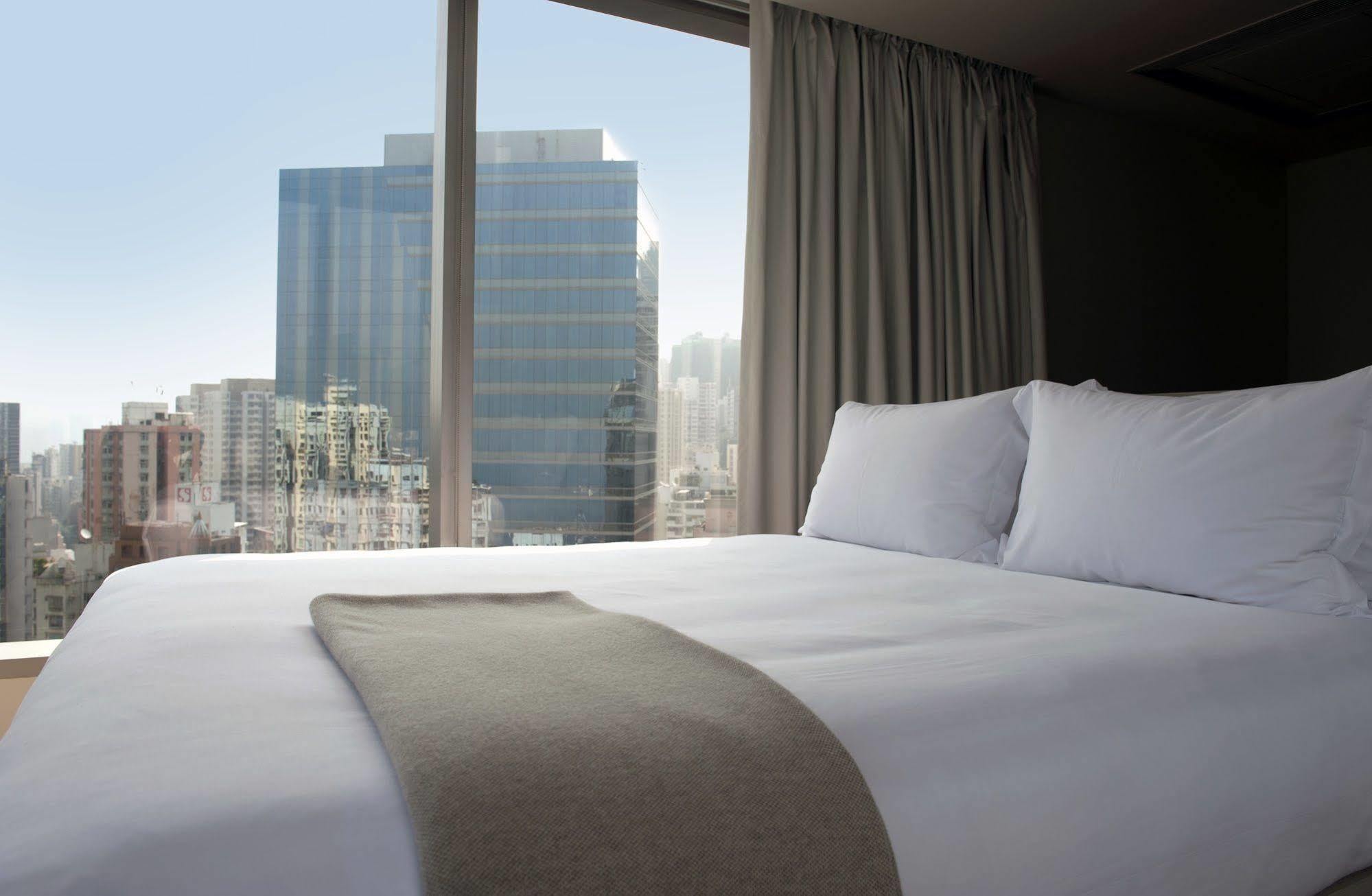 Aparthotel Twenty One Whitfield 4*