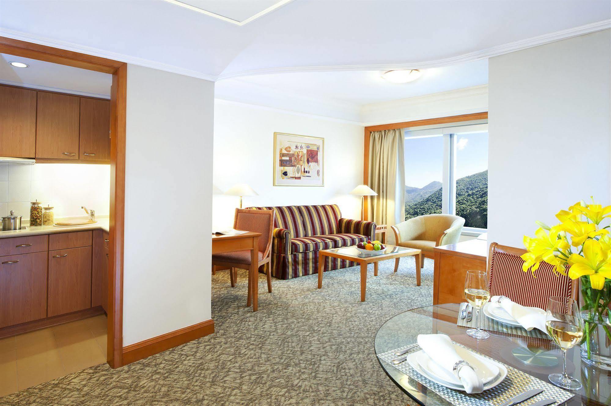 Hotel Harbour Plaza North Point 4*