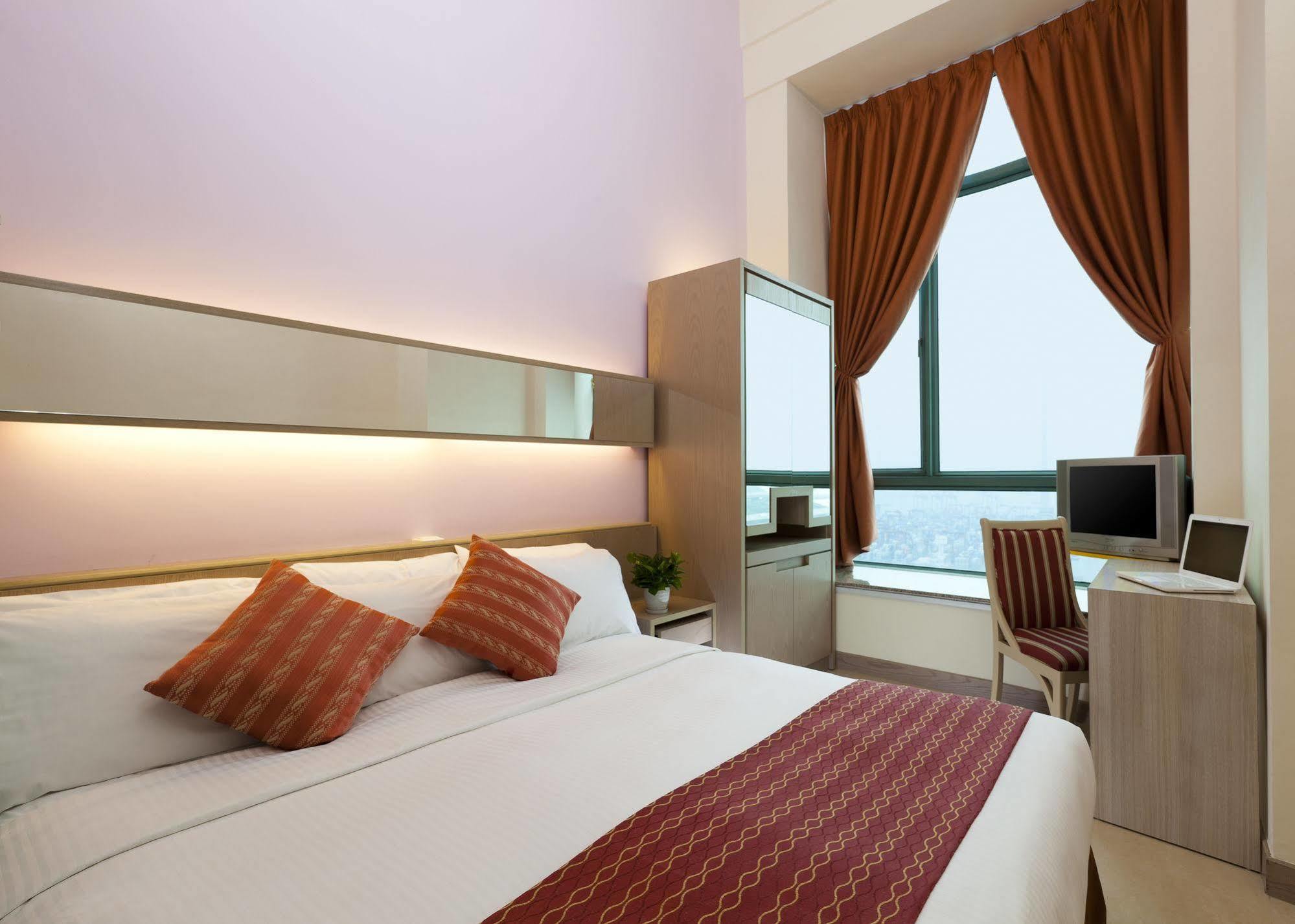 Hotel Rambler Garden