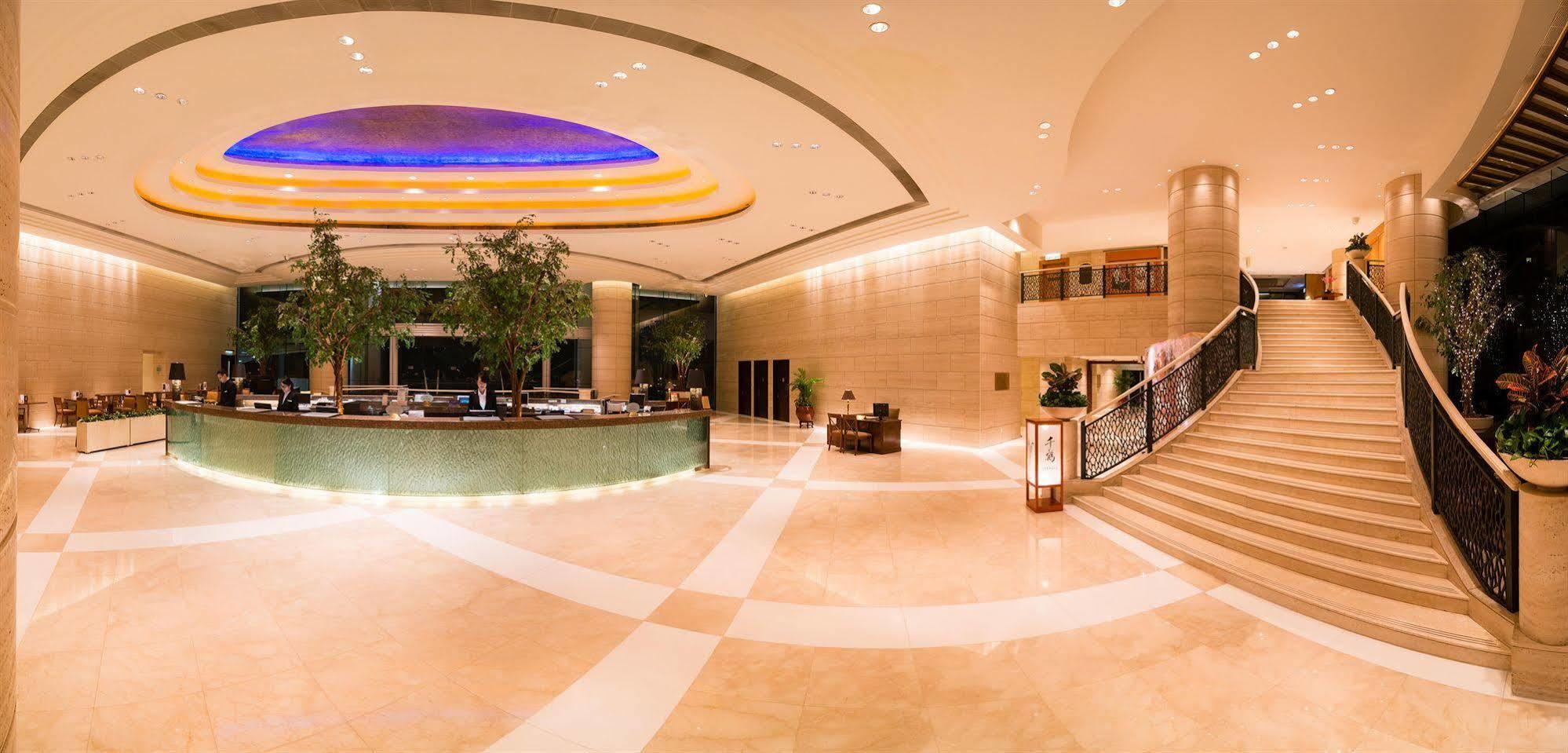 Hotel Harbour Plaza Metropolis