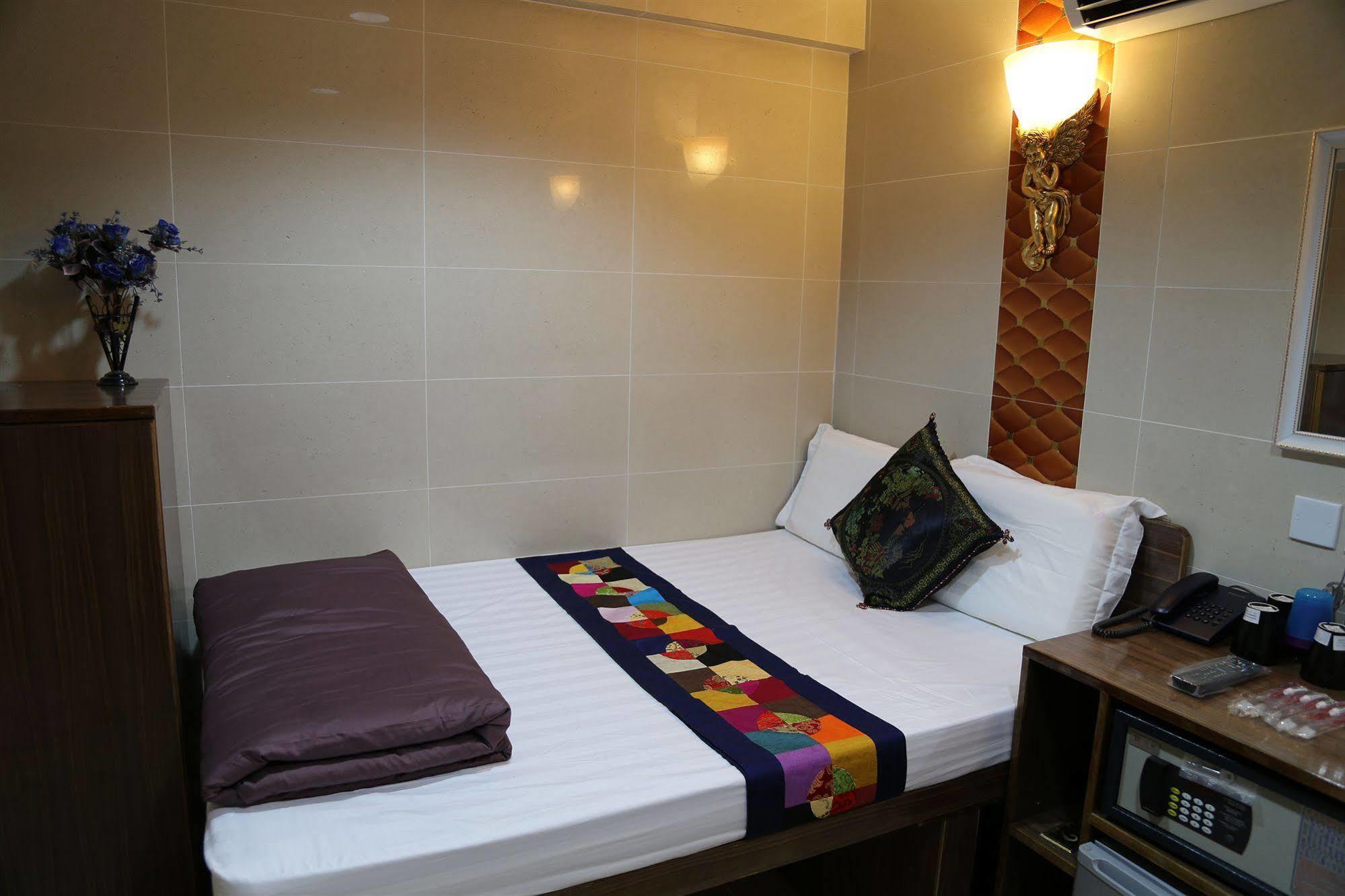 Legend Guest house *