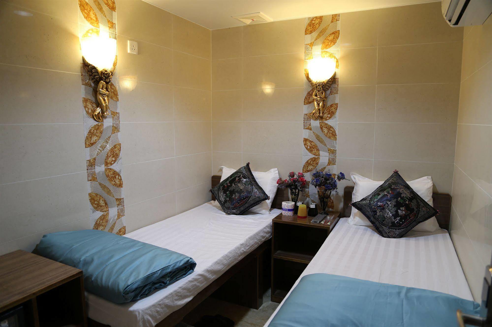 Legend Guest house *