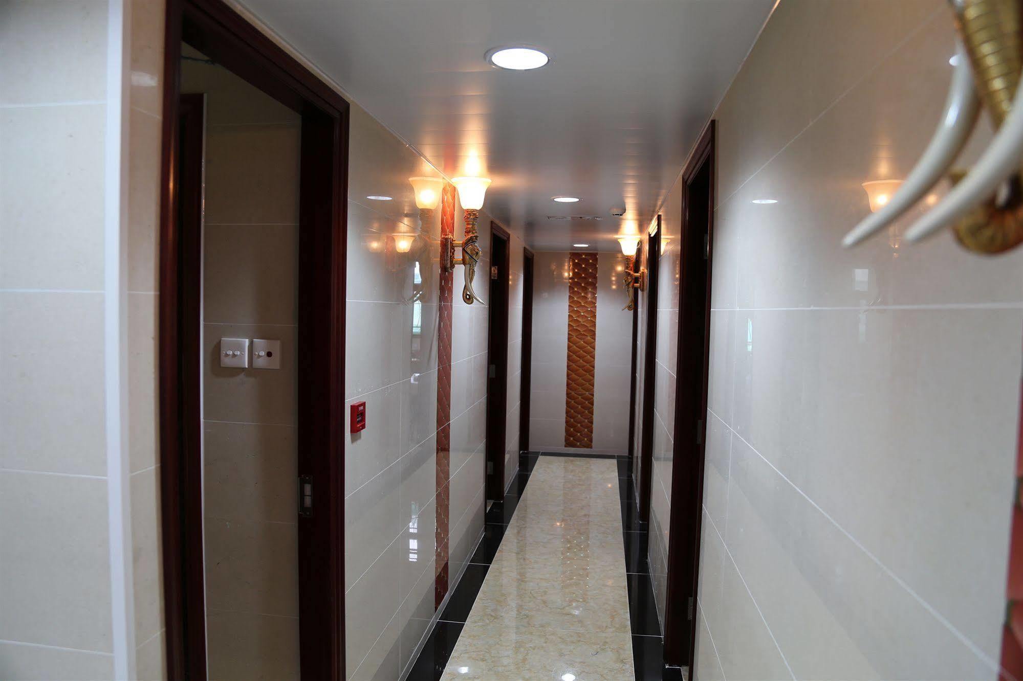 Legend Guest house Hong Kong